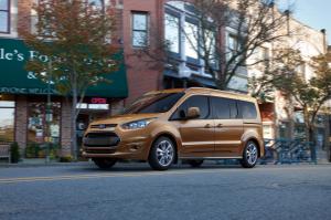 Ford Transit Connect Wagon 2013 года